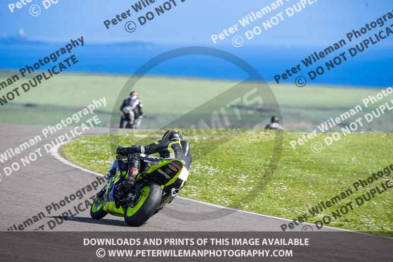 anglesey no limits trackday;anglesey photographs;anglesey trackday photographs;enduro digital images;event digital images;eventdigitalimages;no limits trackdays;peter wileman photography;racing digital images;trac mon;trackday digital images;trackday photos;ty croes